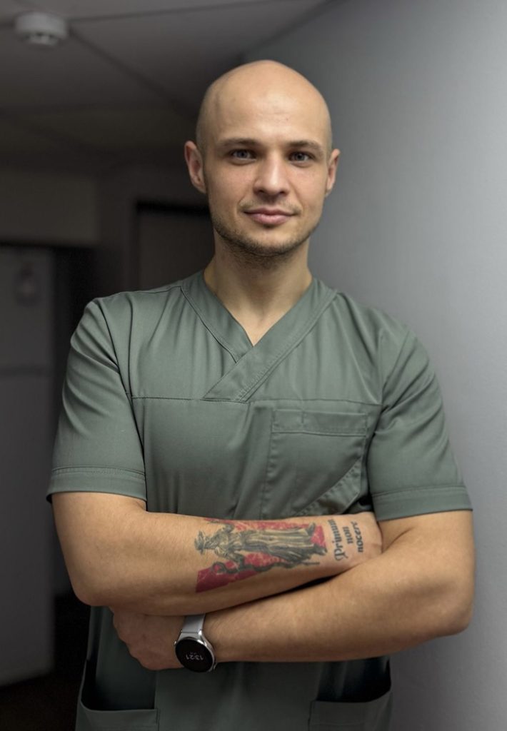 veterinarnyy-vrach-eydin-gleb-eduardovich-710x1024 Эйдин Глеб Эдуардович